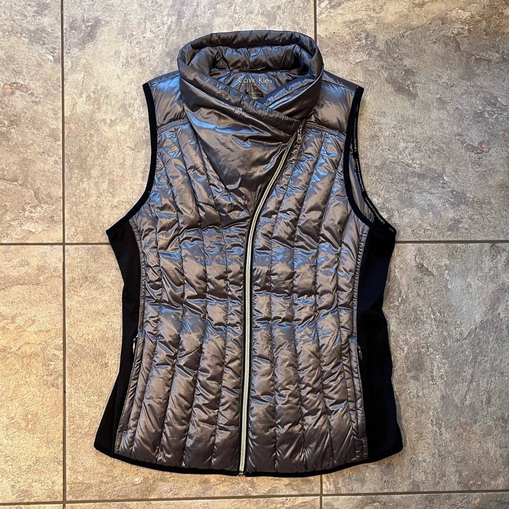 Calvin Klein Performance Size M Premium Down Vest